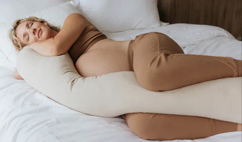 Why I Recommend a Pregnancy Pillow as a Midwife